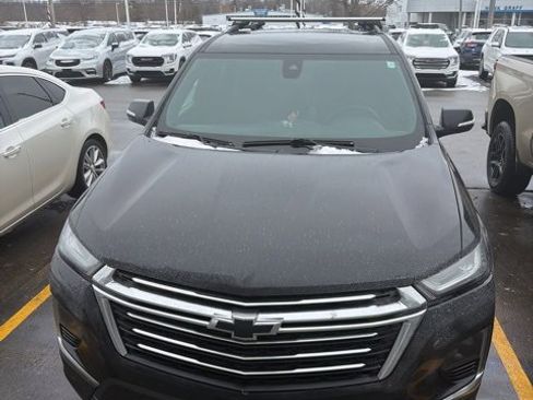 Used 2023 Chevrolet Traverse LT w/ LPO, Floor Liner Package image 2