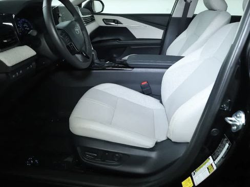 Certified 2026 Toyota Camry XLE AWD/4WD image 18