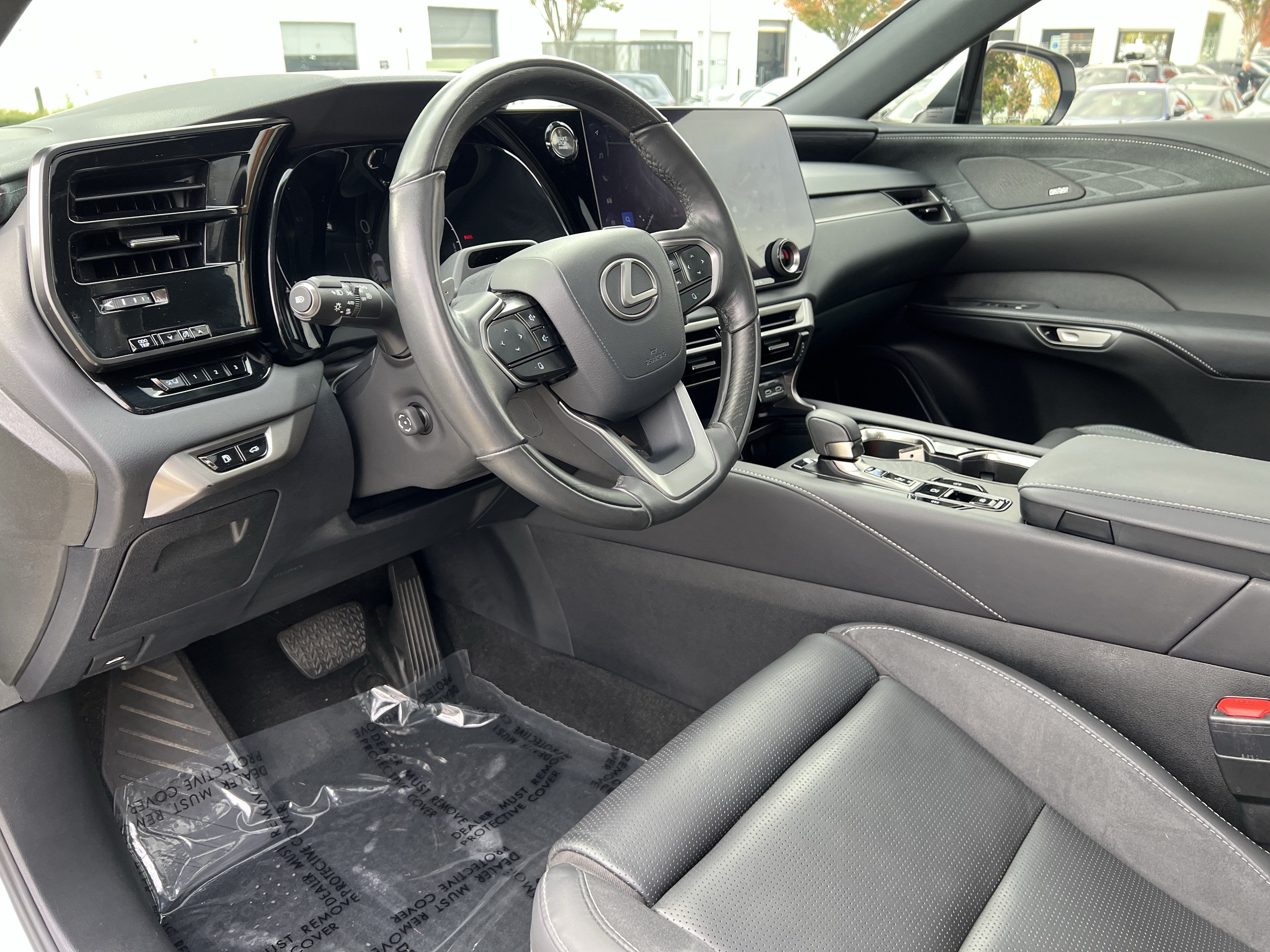 Used 2023 Lexus RX 350 FWD w/ Accessory Package image 17