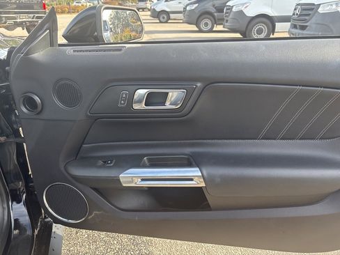 Used 2019 Ford Mustang Premium image 23
