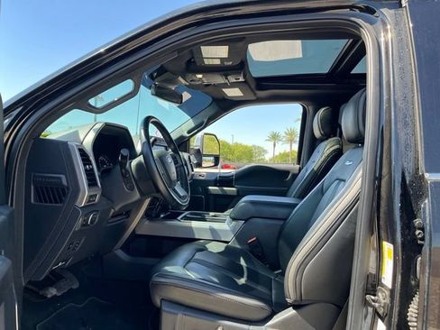 Used 2022 Ford F350 Platinum AWD/4WD image 13