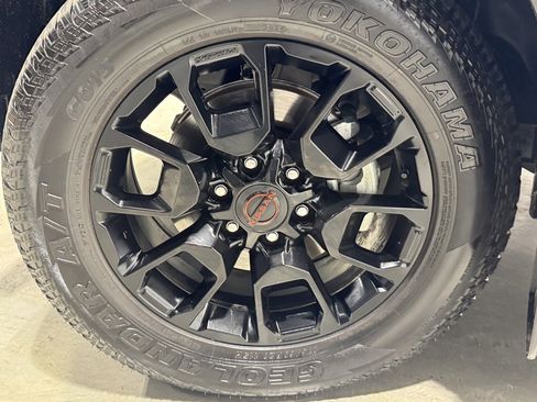 Certified 2025 Nissan Armada PRO-4X image 7