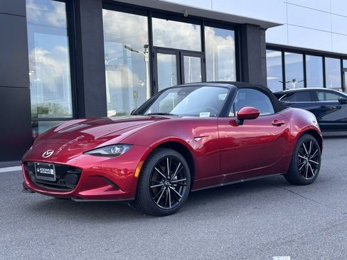 New 2025 MAZDA MX-5 Miata Grand Touring image 13