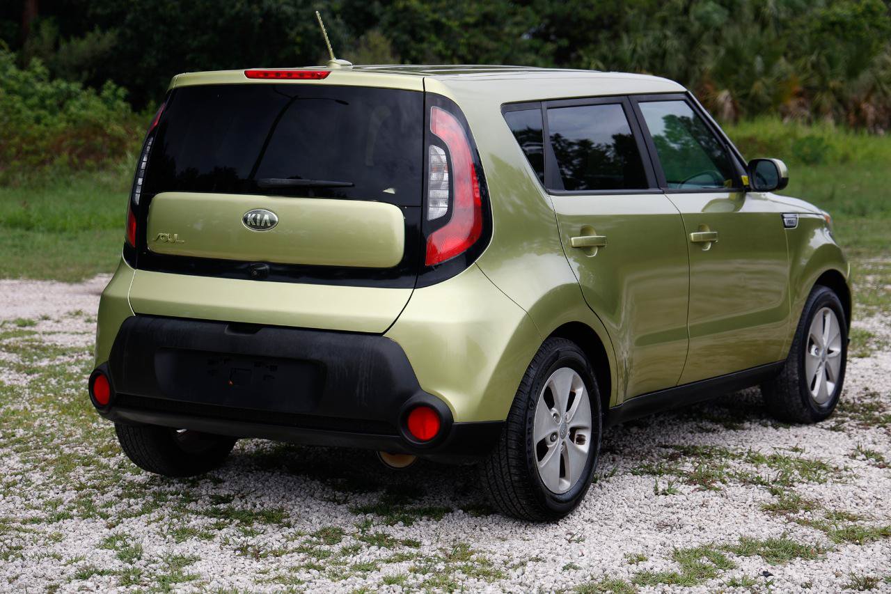 Used 2016 Kia Soul w/ Convenience Package FWD image 9