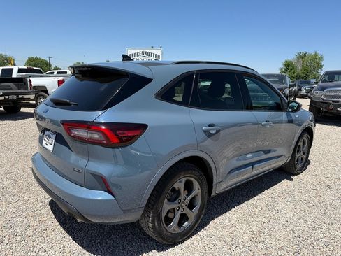 Used 2024 Ford Escape ST-Line Select AWD/4WD image 10