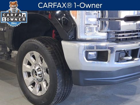 Used 2017 Ford F350 Lariat w/ Lariat Ultimate Package image 3