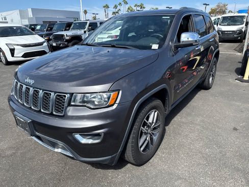 Used 2018 Jeep Grand Cherokee Limited RWD image 13