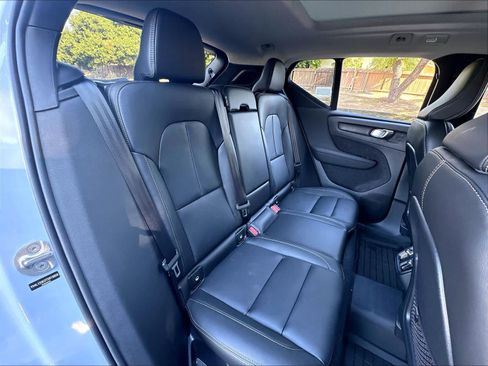 New 2026 Volvo XC40 B5 Plus w/ Climate Package AWD/4WD image 27