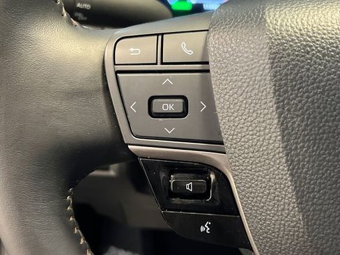 Used 2025 Toyota Camry XLE FWD image 20