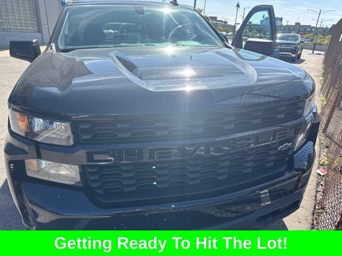 Used 2020 Chevrolet Silverado 1500 Custom w/ Custom Value Package AWD/4WD image 7