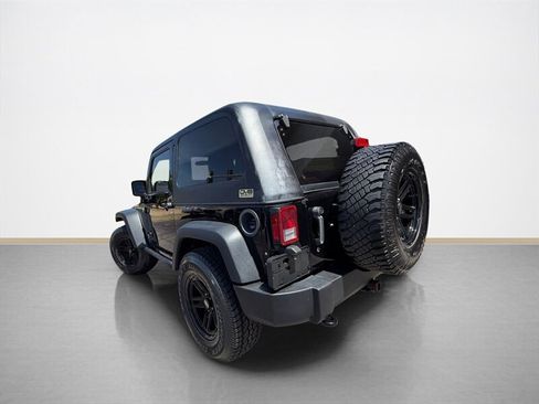 Used 2018 Jeep Wrangler Sport AWD/4WD image 6