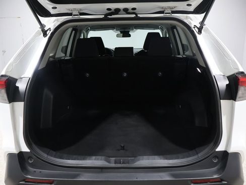 Used 2024 Toyota RAV4 LE image 4