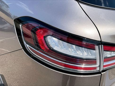 Used 2019 Lincoln Nautilus Reserve AWD/4WD image 28