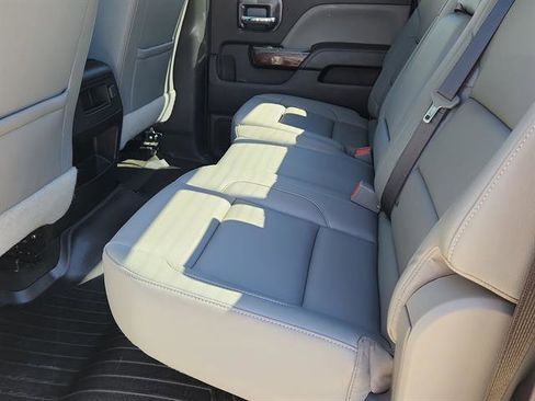 Used 2018 GMC Sierra 2500 SLT w/ Duramax Plus Package image 10