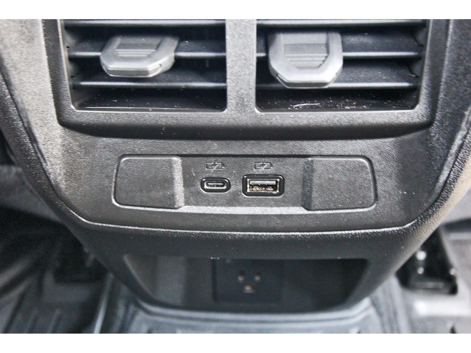 Used 2026 GMC Canyon AT4 w/ AT4 Premium Package AWD/4WD image 14
