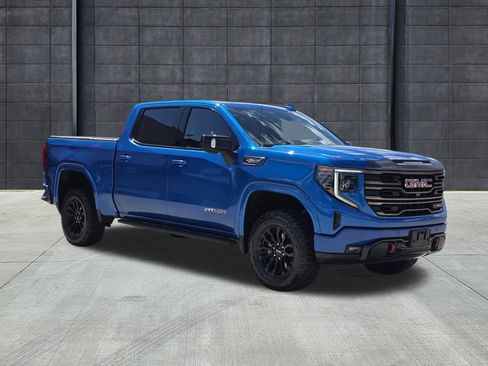 Used 2022 GMC Sierra 1500 AT4X AWD/4WD image 3
