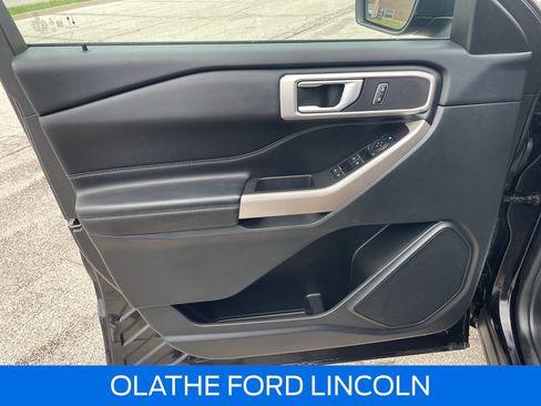 Certified 2023 Ford Explorer XLT w/ Equipment Group 202A AWD/4WD image 14