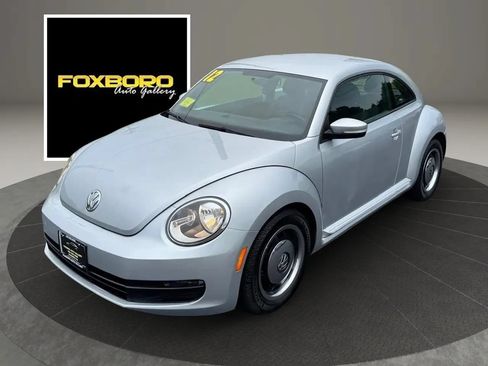 Used 2012 Volkswagen Beetle 2.5 FWD image 1
