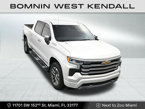 Used 2023 Chevrolet Silverado 1500 High Country w/ Technology Package image 18