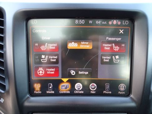 Used 2015 Jeep Cherokee 4WD Limited w/ Luxury Group w/ Luxury Group image 28