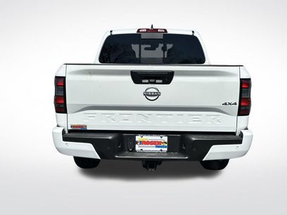 New 2025 Nissan Frontier SV w/ SV Convenience Package
