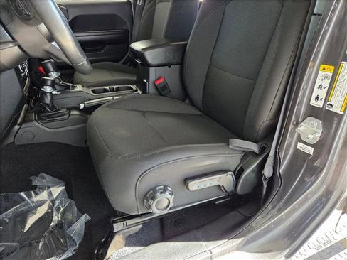 Used 2018 Jeep Wrangler Unlimited Sport S image 15