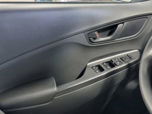 Used 2020 Hyundai Kona SE AWD/4WD image 23