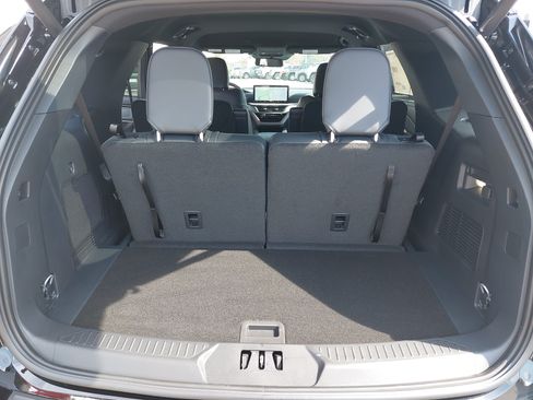 New 2026 Ford Explorer ST-Line w/ ST-Line Street Pack RWD image 14