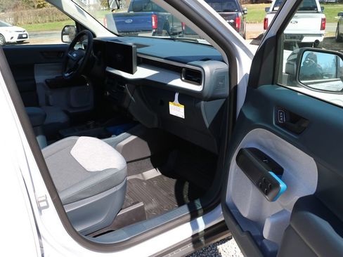 New 2026 Ford Maverick XLT w/ Equipment Group 301A AWD/4WD image 25