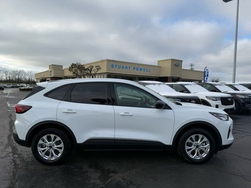 New 2025 Ford Escape Active w/ Cold Weather Package image 18