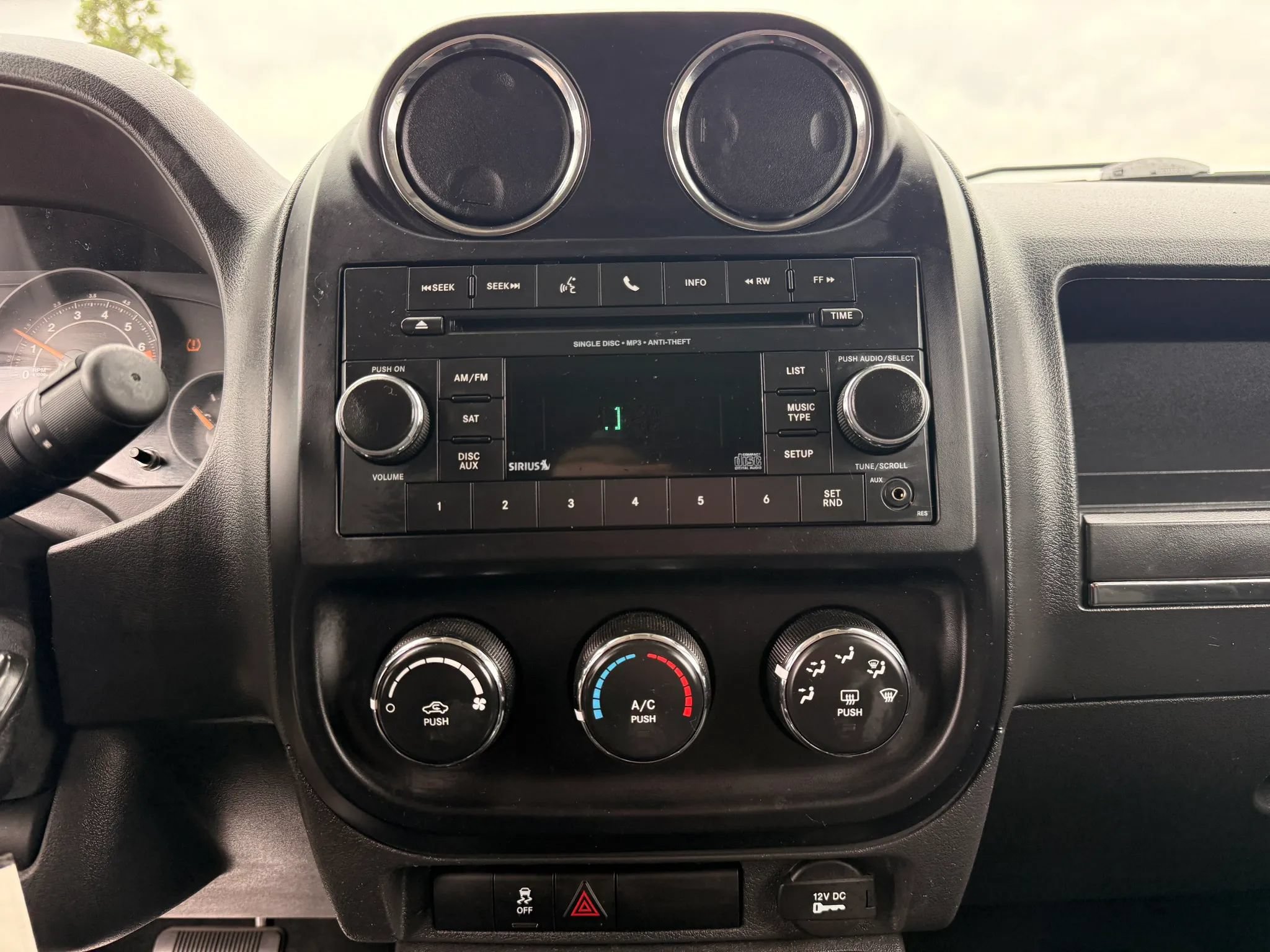 Used 2016 Jeep Patriot Sport w/ Power Value Group FWD image 24