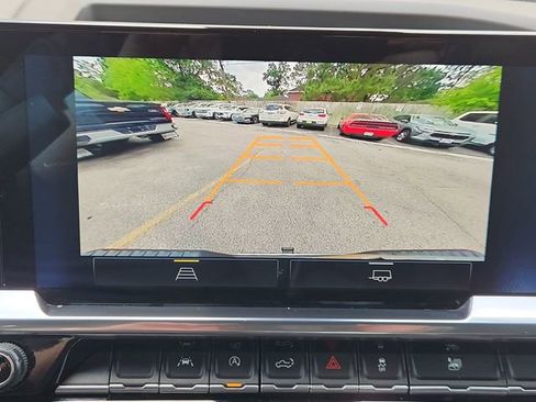 Used 2023 Chevrolet Silverado 1500 LT image 14