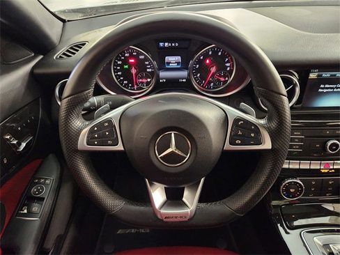 Used 2018 Mercedes-Benz SLC 300 image 26