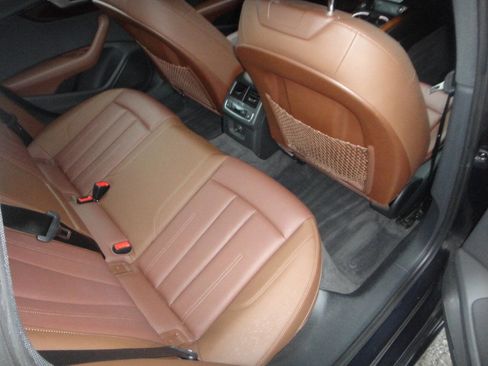 Used 2018 Audi A4 2.0T Premium Plus image 13