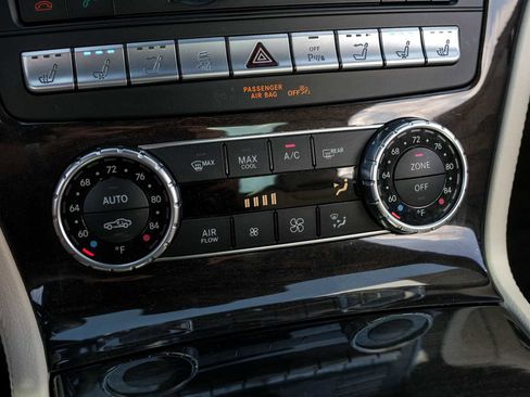 Used 2017 Mercedes-Benz SL 450 image 28