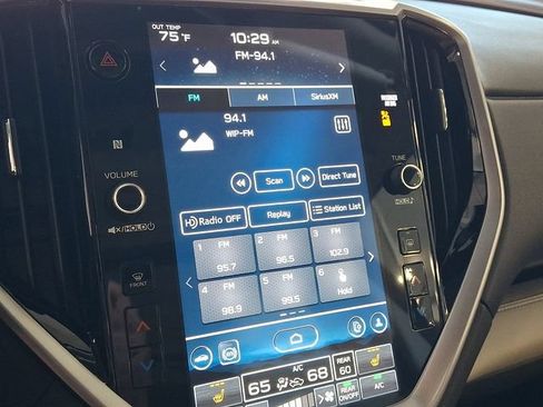 Used 2023 Subaru Ascent Limited w/ Technology Package AWD/4WD image 19
