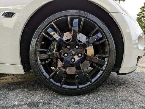 Used 2013 Maserati GranTurismo Convertible image 42