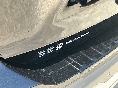 New 2026 Volkswagen Tiguan SE FWD image 29