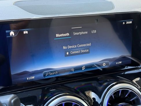 New 2026 Mercedes-Benz GLB 250 image 7