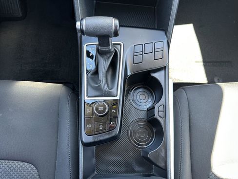 Used 2025 Kia Sportage LX image 27