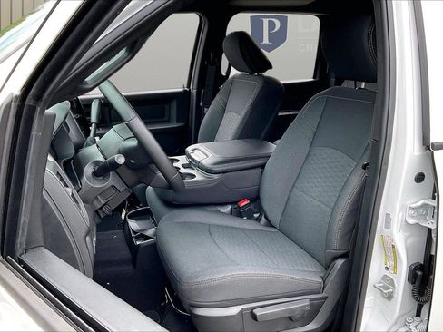 New 2026 RAM 3500 Tradesman AWD/4WD image 21