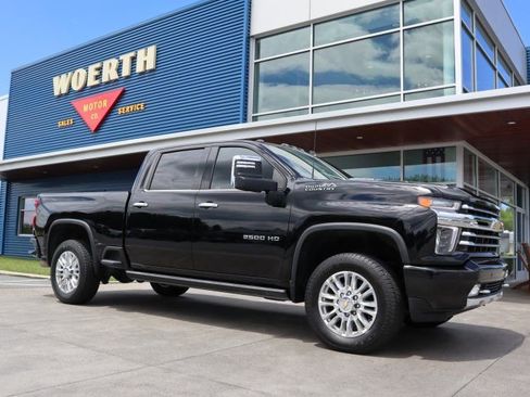 Used 2022 Chevrolet Silverado 2500 High Country w/ Z71 Off-Road Package AWD/4WD image 1