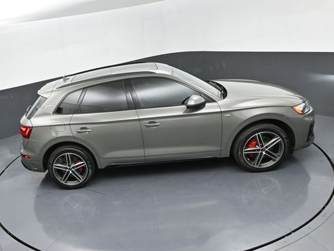 Used 2024 Audi Q5 e Premium Plus w/ Premium Plus Package image 47