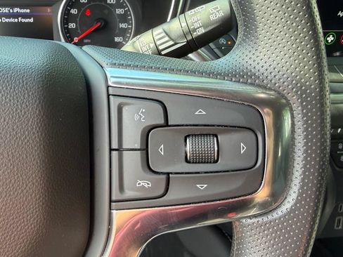 Used 2025 Chevrolet Blazer LT FWD image 15
