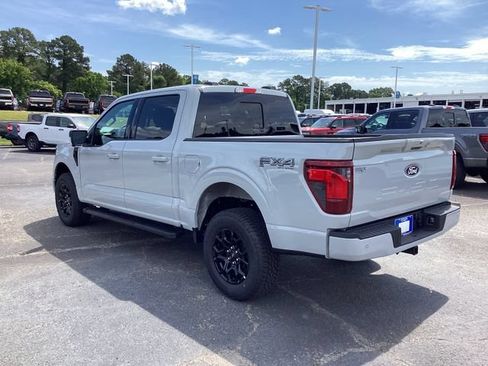 New 2026 Ford F150 XLT w/ Equipment Group 302A MID AWD/4WD image 8