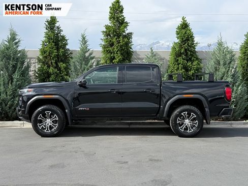 Used 2024 GMC Canyon AT4 w/ AT4 Premium Package AWD/4WD image 4