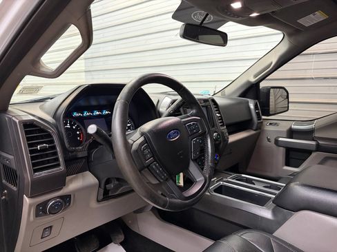 Used 2017 Ford F150 XLT w/ Equipment Group 302A Luxury AWD/4WD image 10