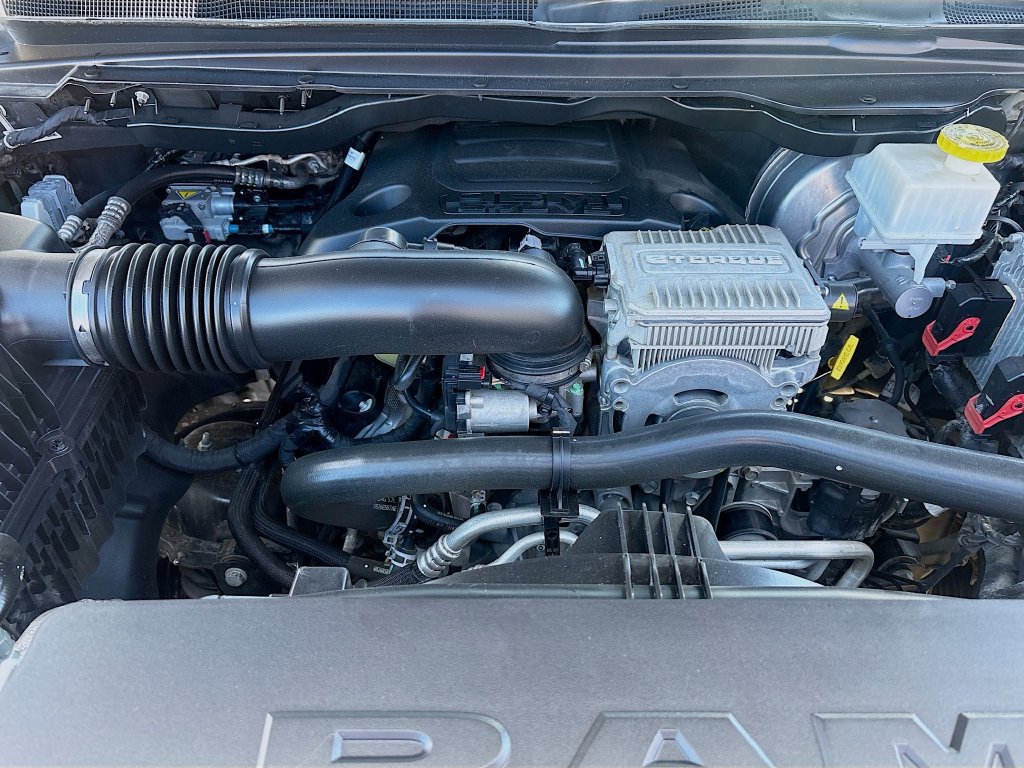 Used 2021 RAM 1500 Laramie AWD/4WD image 29