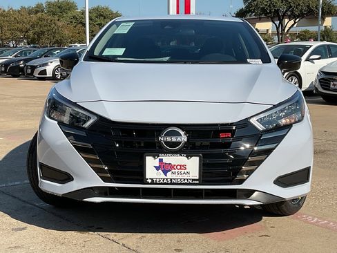 New 2025 Nissan Versa SR w/ Trunk Package image 3