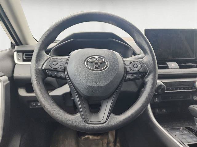 Certified 2023 Toyota RAV4 LE AWD/4WD image 13